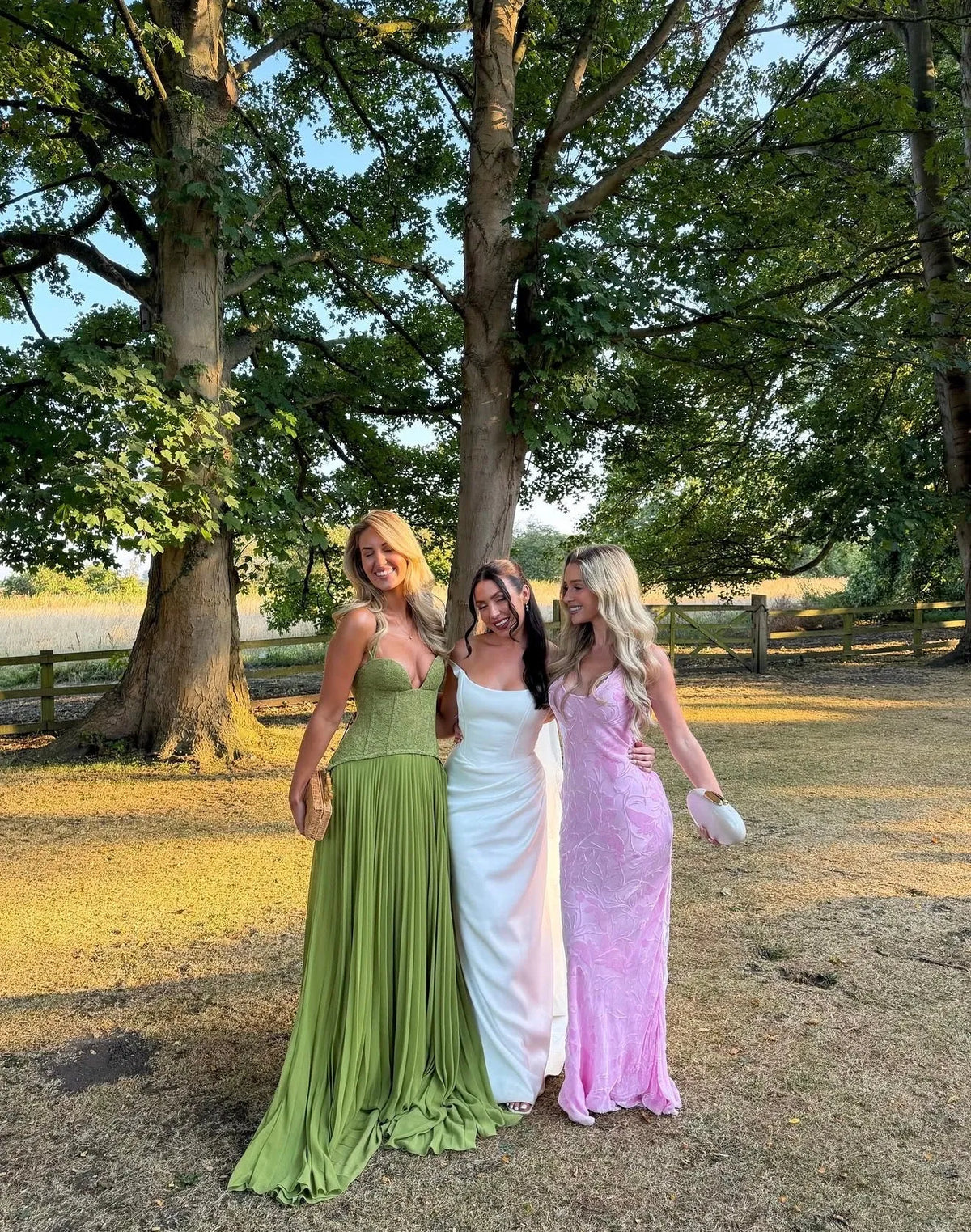 Women’s Elegant Floral Maxi Wedding Guest Dress with Pleated Skirt
