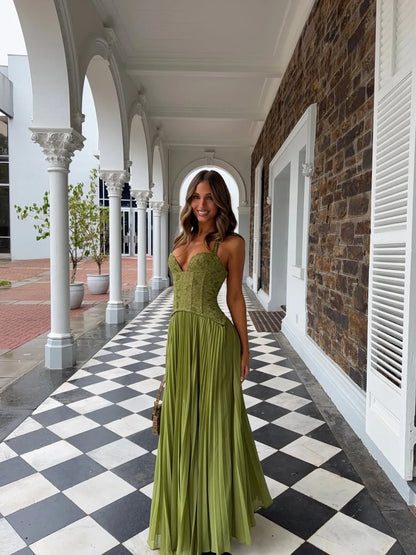 Women’s Elegant Floral Maxi Wedding Guest Dress with Pleated Skirt