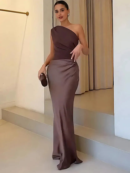 Women's Elegant One-Shoulder Maxi Wedding Guest Dress with Asymmetric Neckline