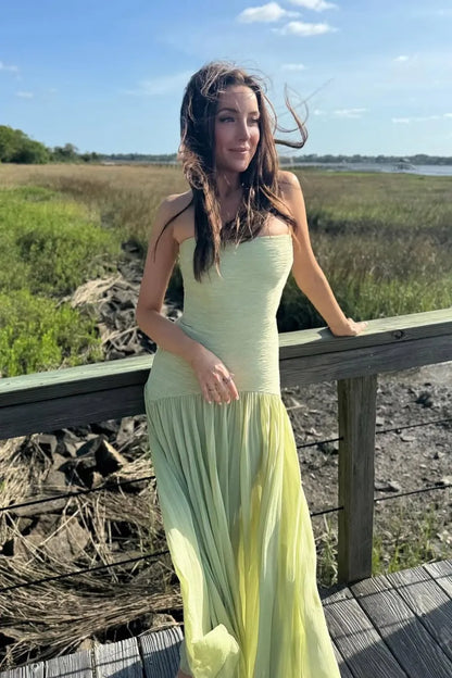 Women’s Elegant Pleated Maxi Wedding Guest Dress with Strapless Neckline