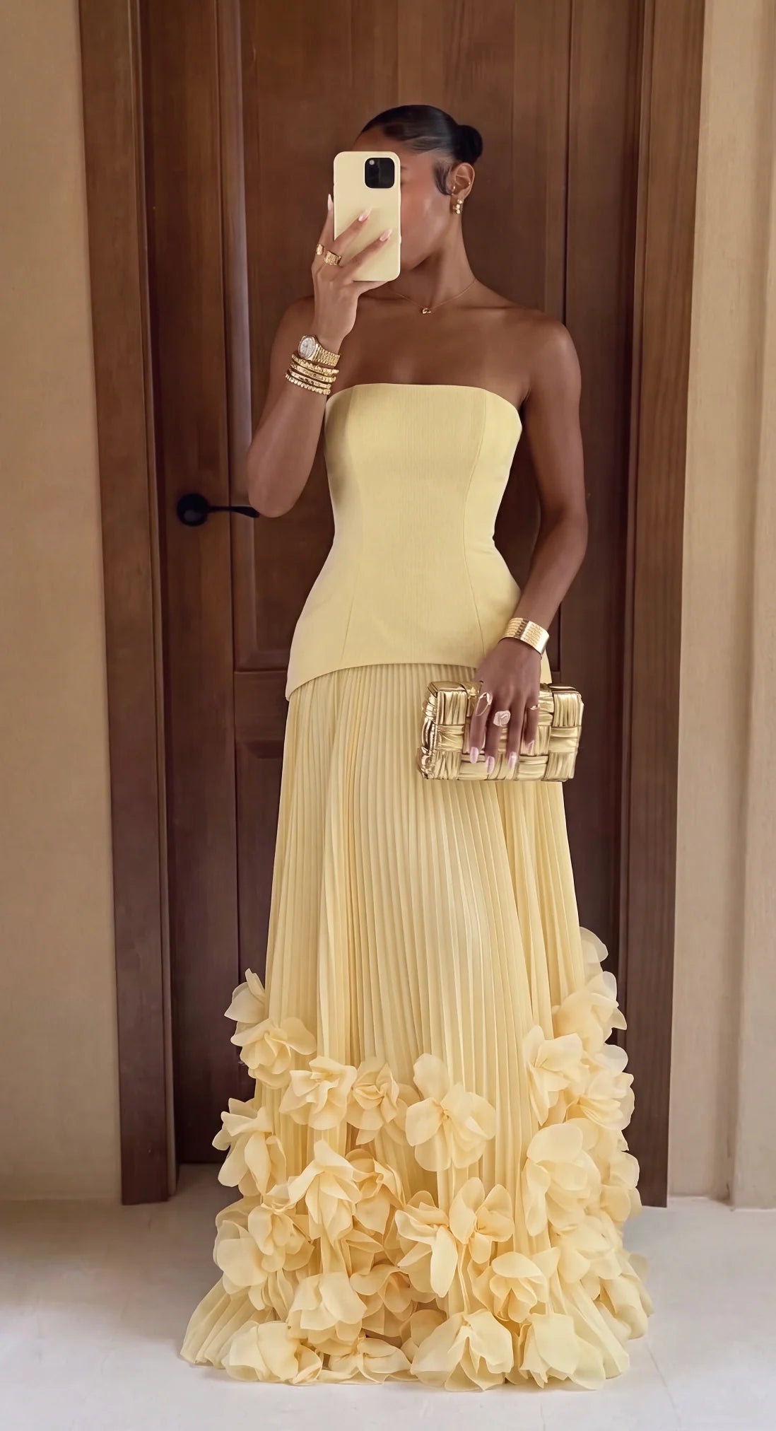 Women’s Elegant Pleated Maxi Wedding Guest Dress with Strapless Neckline