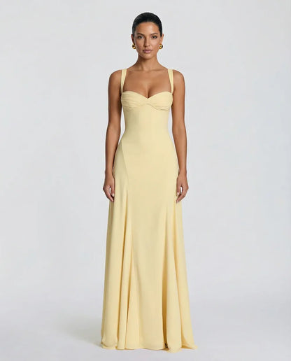 Women's Elegant Sleeveless Maxi Wedding Guest Dress with Sweetheart Neckline