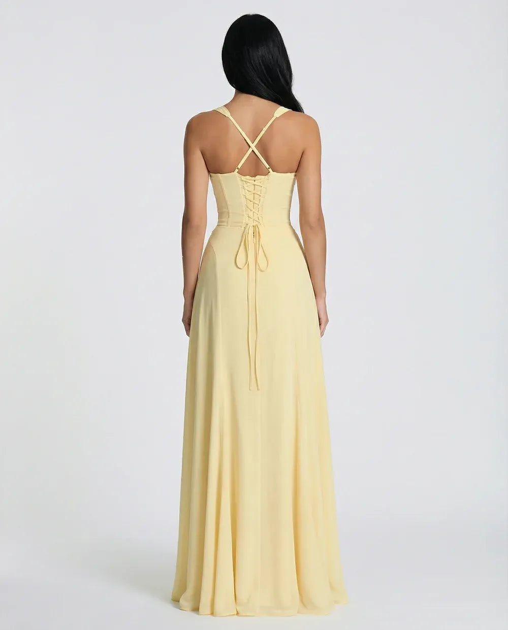 Women's Elegant Sleeveless Maxi Wedding Guest Dress with Sweetheart Neckline