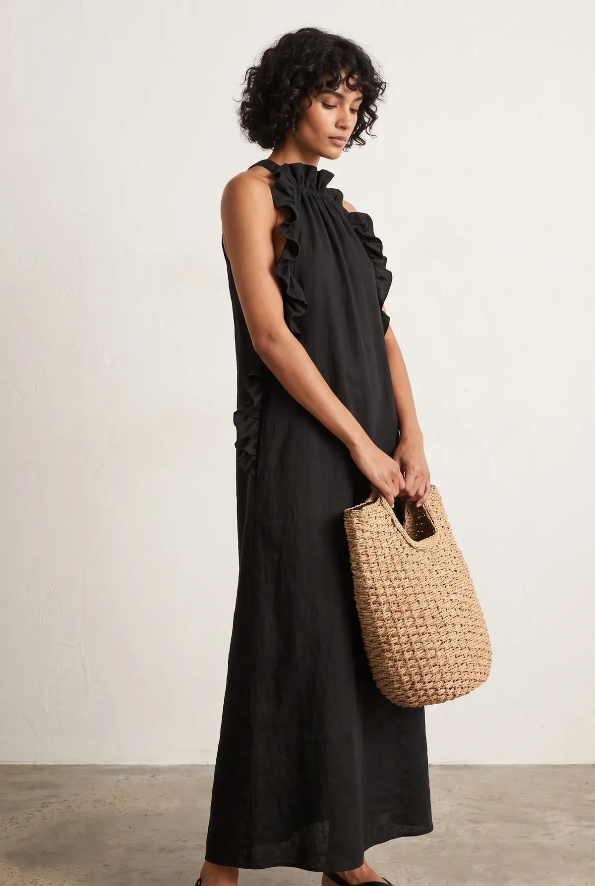 Women’s Flowy Elegant Maxi Wedding Guest Dress with Ruffle
